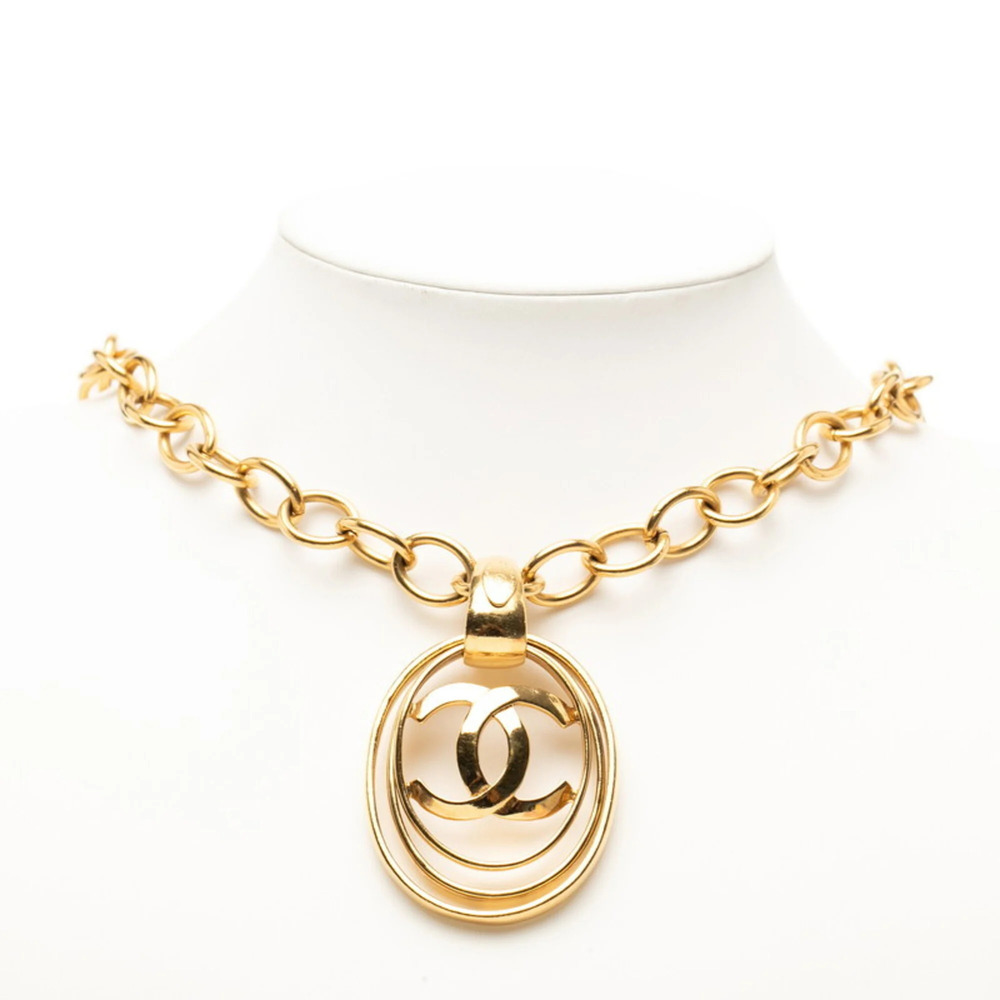 CHANEL Vintage Gold Logo Necklace - Picture 6 of 6